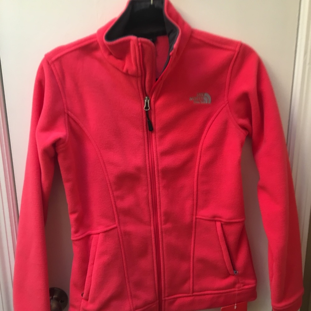 North face sweater